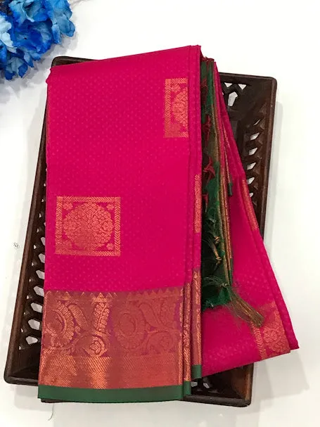 Alluring Pink color Soft Silk Saree With Fancy Border And Contrast Rich pallu For Women