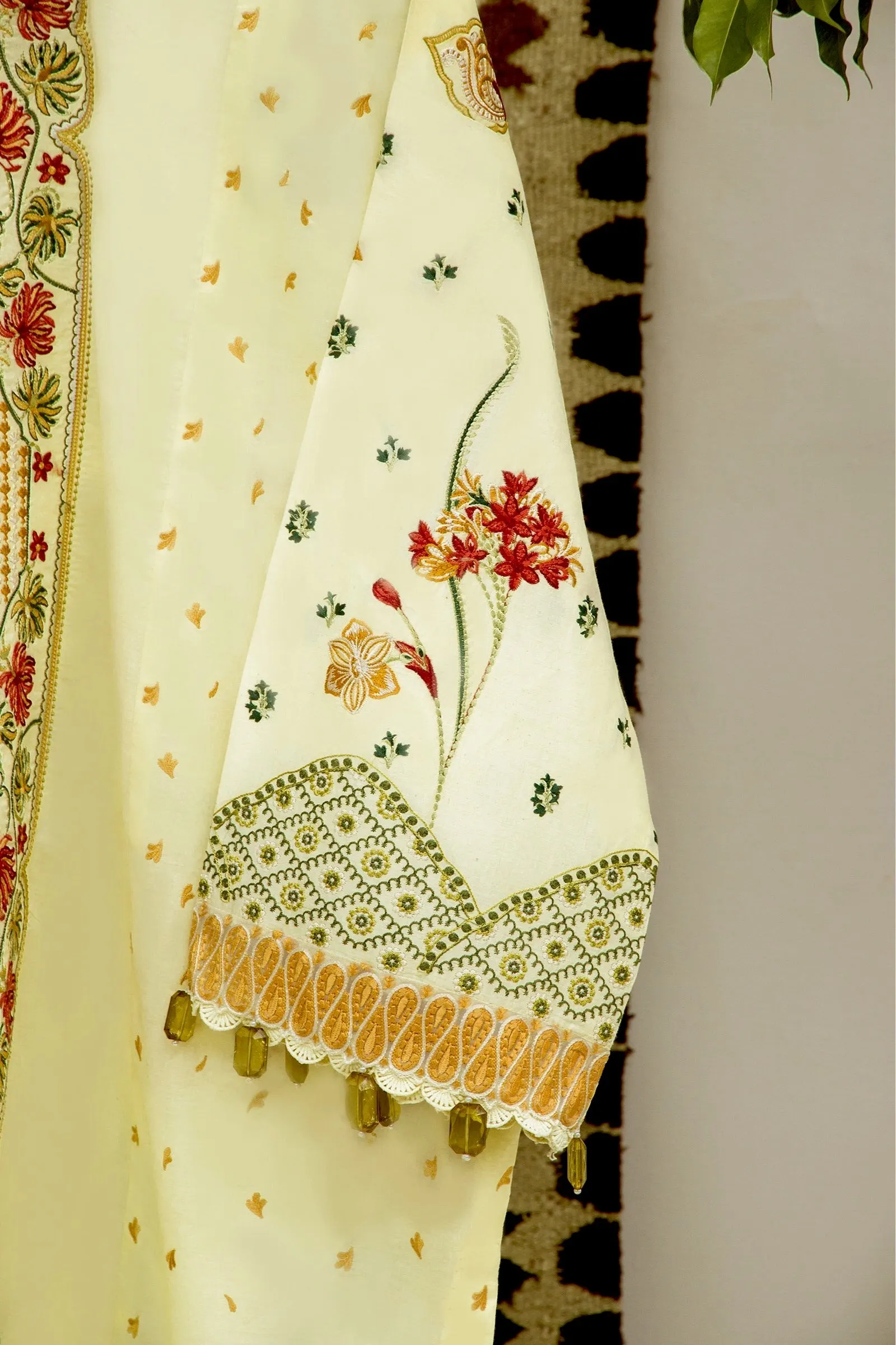 Élan Luxury Lawn Collection – EL21-07 A (IRMAK)