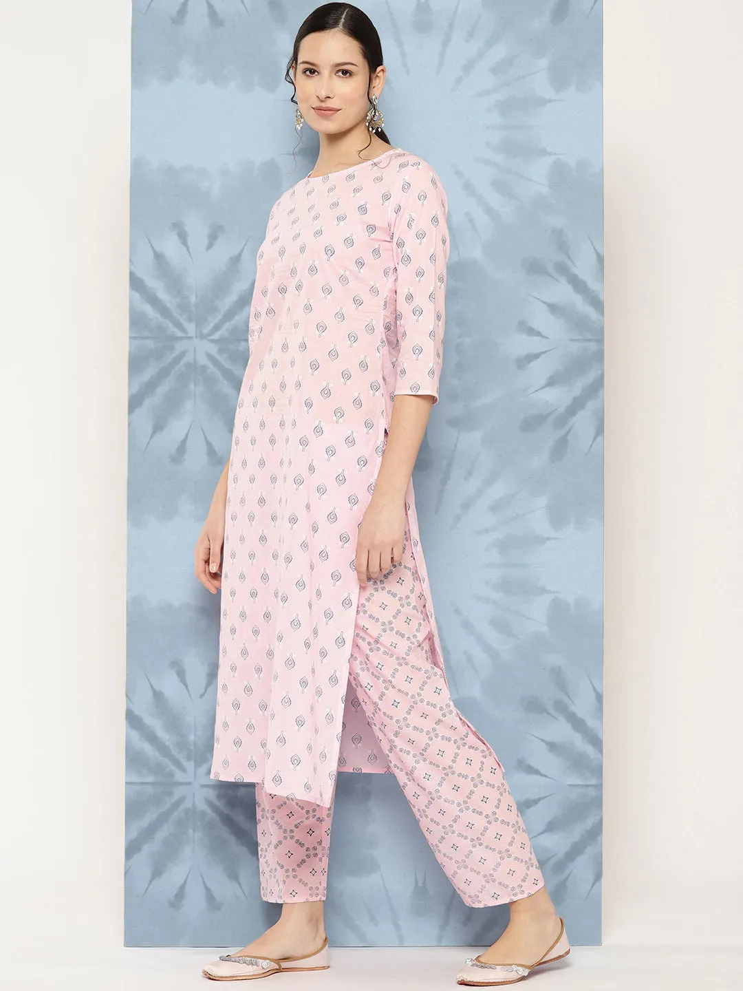 Women Light Pink Printed Straight Kurta With Palazzo And Dupatta