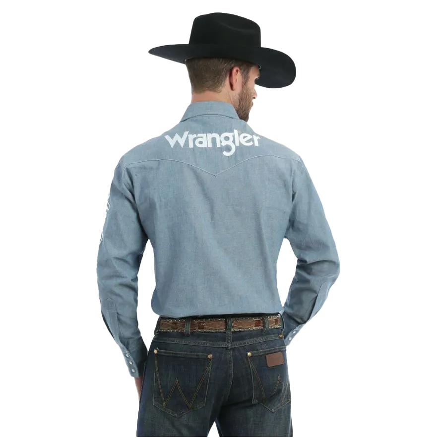 Wrangler Men’s Long Sleeve Button Down Logo Shirt